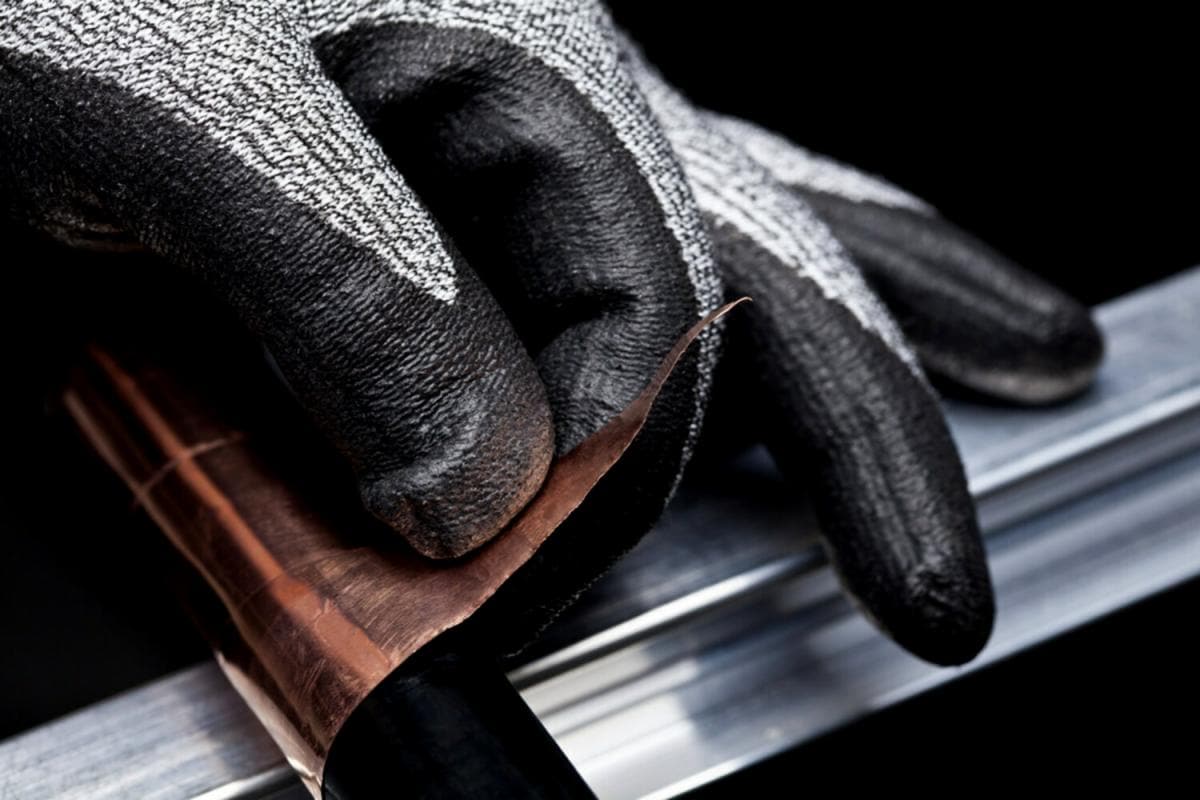 3M™ Comfort Grip Gloves - Cut-Resistant