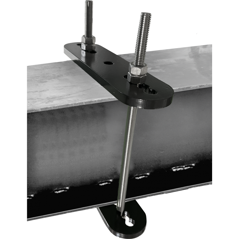 Platines en acier galvanisé pour bridage des intermédiaires par contre-plaque (pour poutre largeur 80-150 mm)