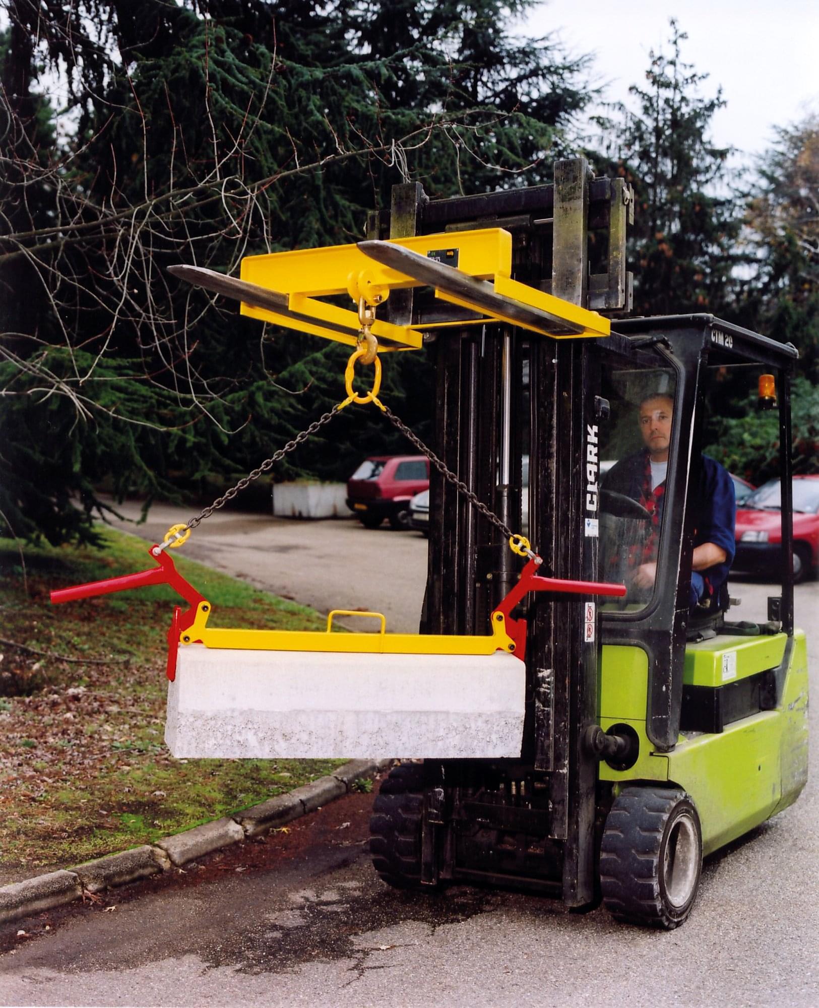 BX - Pinces à bordures de trottoir